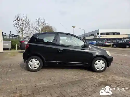 Toyota Yaris 1.3 2001
