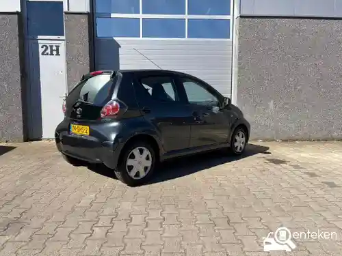 Toyota Aygo 1.0 2011