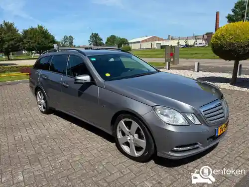 Mercedes-Benz E 200 CDI BlueEFFICIENCY T-model 2011