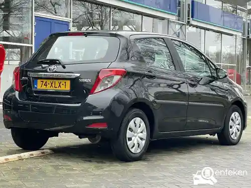 Toyota Yaris 1.0 2012