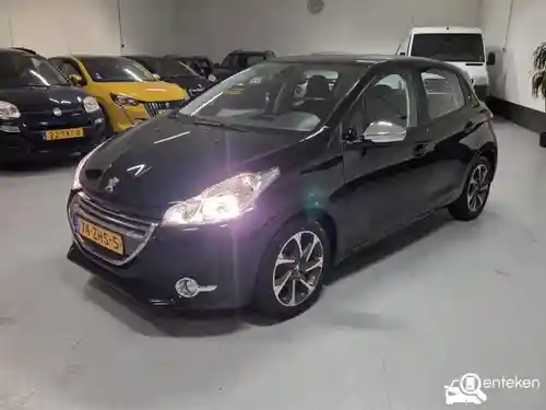 Peugeot 208 1.2 PureTech 82 2012