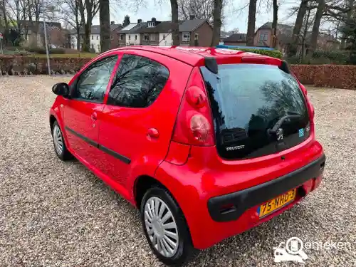 Peugeot 107 1.0 70 2010