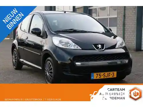 Peugeot 107 1.0 70 2011
