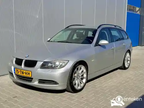 BMW 320i Touring 2006