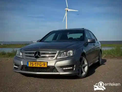 Mercedes-Benz C 180 BlueEFFICIENCY 2012