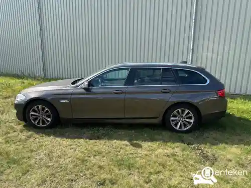 BMW 520i Touring 2012