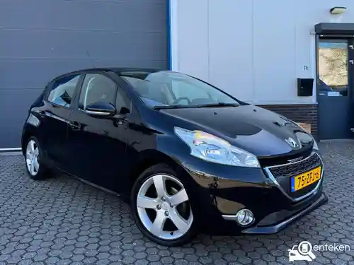 Peugeot 208 1.2 PureTech 82 2012