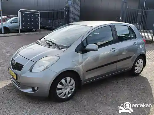 Toyota Yaris 1.3 2008