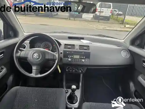Suzuki Swift 1300 2005