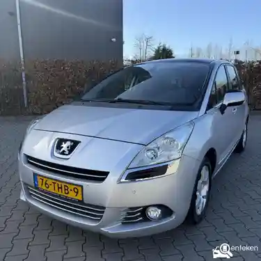 Peugeot 5008 155 THP 2012