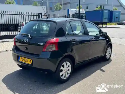 Toyota Yaris 1.3 2008