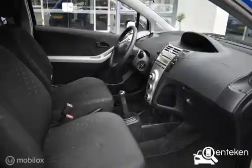 Toyota Yaris 1.3 2008