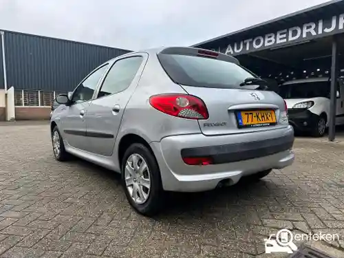 Peugeot 206 75 2010