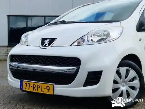 Peugeot 107 1.0 70 2011