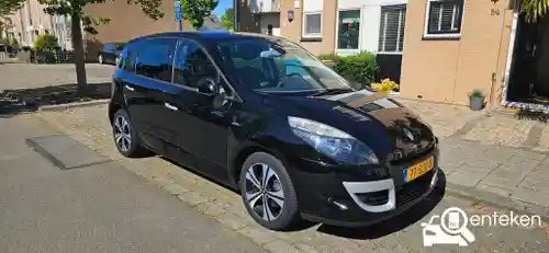 Renault Scénic TCe 130 2011