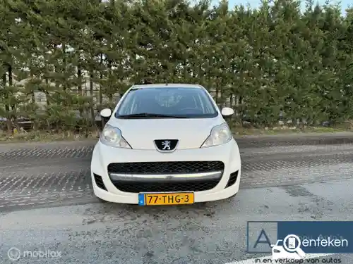 Peugeot 107 1.0 70 2012