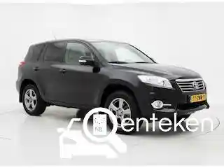 Toyota RAV4 2.0 2013