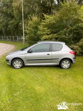Peugeot 206 75 2002
