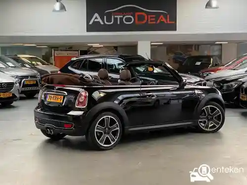MINI Cabrio John Cooper Works 2010