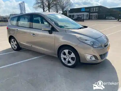Renault Grand Scénic TCe 130 2010