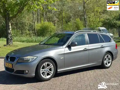 BMW 320i Touring 2010
