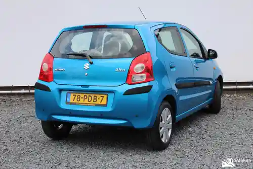 Suzuki Alto 1.0 2011