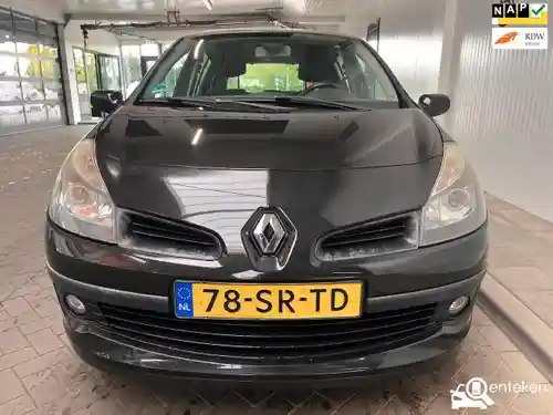 Renault Clio 1.6 16V ESP 2006