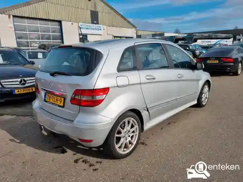 Mercedes-Benz B 180 2011