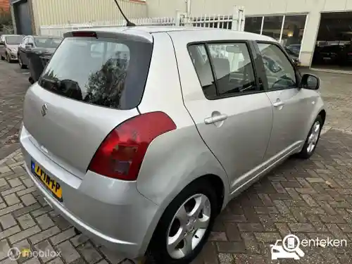 Suzuki Swift 1300 2006