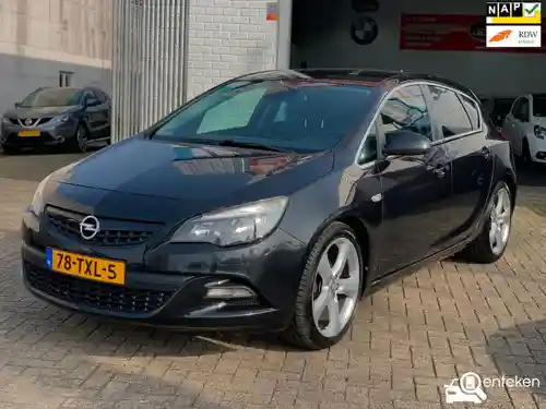 Opel Astra 1.4 Turbo 2012