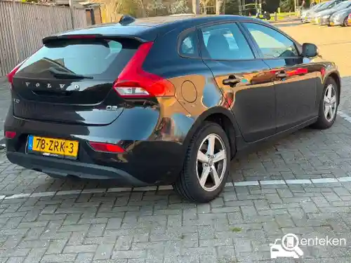 Volvo V40 D2 2013