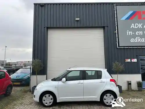 Suzuki Swift 1300 2010