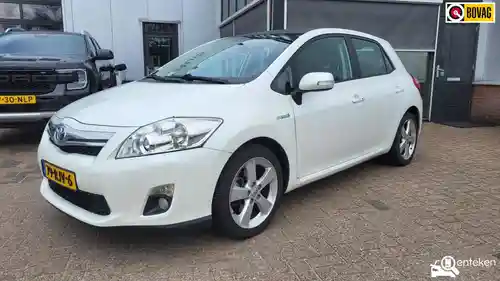 Toyota Auris 1.8 Hybrid 2011