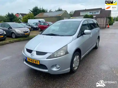 Mitsubishi Grandis 2.4 2005