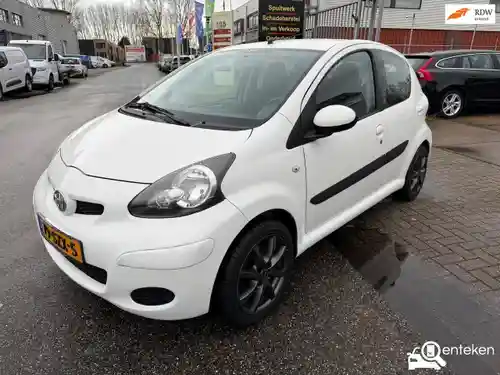 Toyota Aygo 1.0 2012