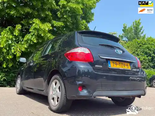 Toyota Auris 1.8 Hybrid 2012
