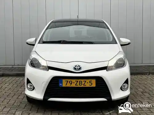 Toyota Yaris 1.5 Hybrid 2012