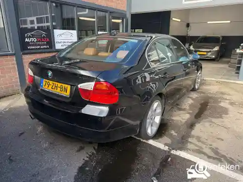 BMW 318i 2008