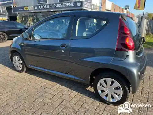 Peugeot 107 1.0 68 2013