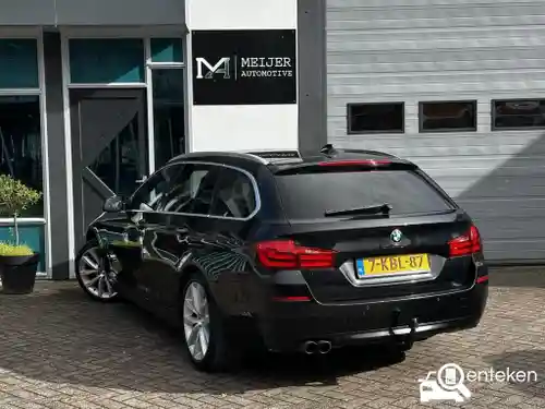 BMW 520i Touring 2013