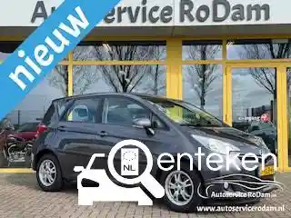 Toyota Verso-S 1.33 2011