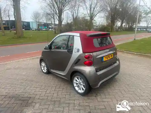 smart fortwo cabrio electric drive 2013
