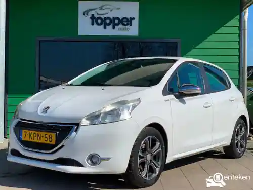 Peugeot 208 1.2 PureTech 82 2013