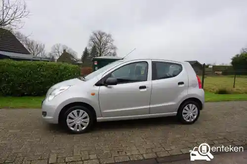 Suzuki Alto 1.0 2013