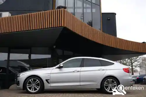 BMW 320i Gran Turismo 2013