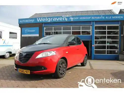 Lancia Ypsilon 0.9 TwinAir Turbo 8v p 2013