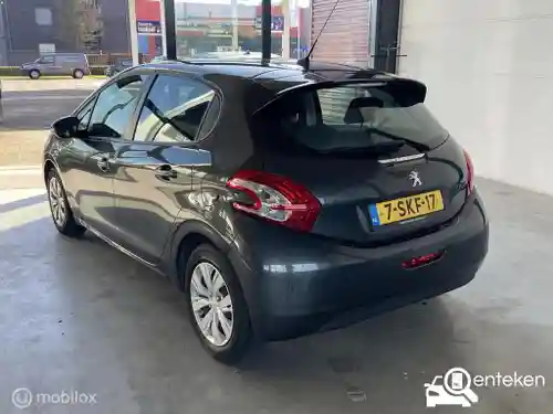 Peugeot 208 1.0 PureTech 68 2013