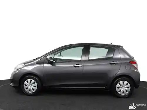 Toyota Yaris 1.0 2013