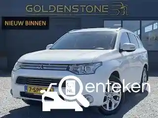 Mitsubishi Outlander 2.0 Plug-In Hybrid 2013