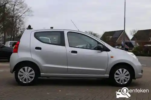 Suzuki Alto 1.0 2013